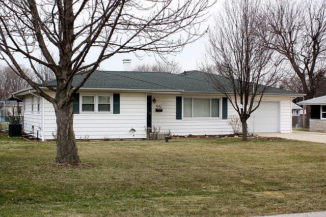1st image of 1021 Sheila Dr