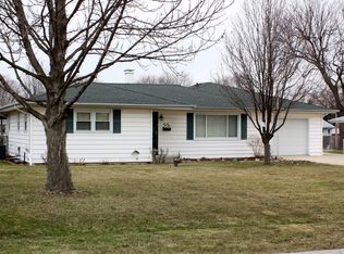 1021 Sheila Dr, Joliet, IL 60435