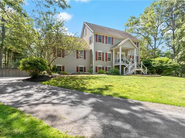 180 Webster Trl, South Kingstown, RI 02879