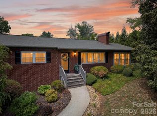 1818 Hickory Blvd SW, Lenoir, NC 28645