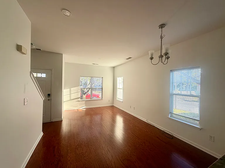 1203 N Caldwell St #1203 — Photo 4