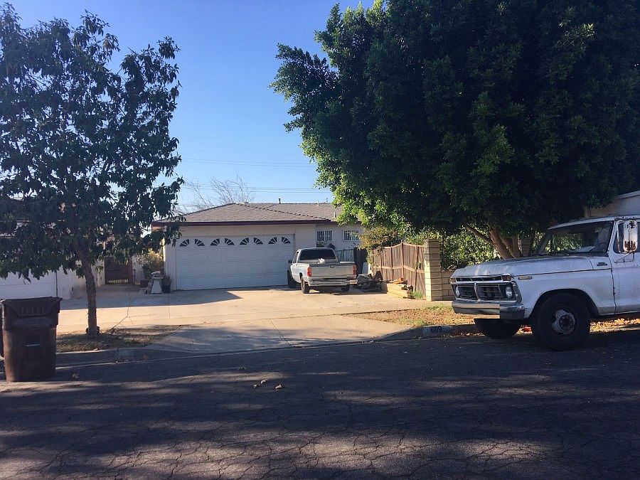 1st image of 609 Big Dalton Ave