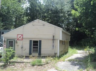 306 Sterling St, Clinton, MA 01510