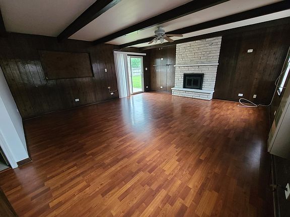 3rd image of 9717 Melvina Ave