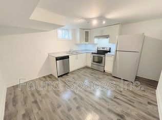 105 Hester St, Hamilton, ON L9A 2N7