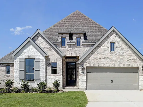 354 Lacey Oak, Castroville, TX 78009