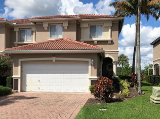 9723 Roundstone Cir, Fort Myers, FL 33967
