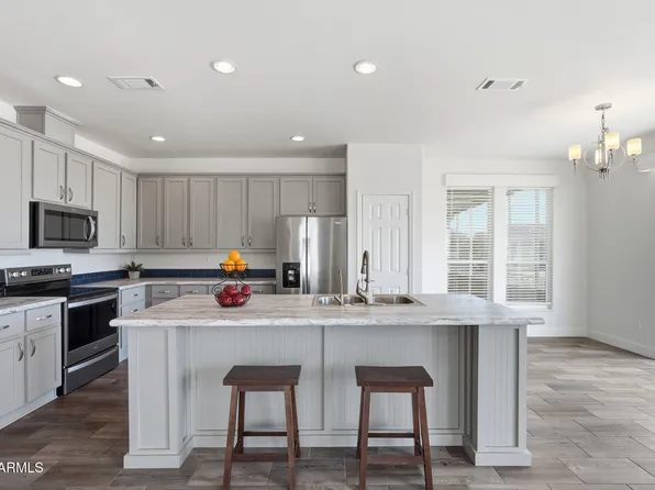 3301 S GOLDFIELD Road #6003, Apache Junction, AZ 85119