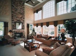 201 Winston Ln, West Chester, PA 19382