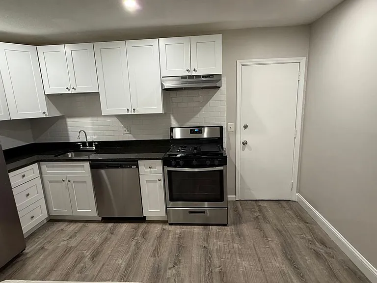 Upton St Apartments LLC — Photo 12