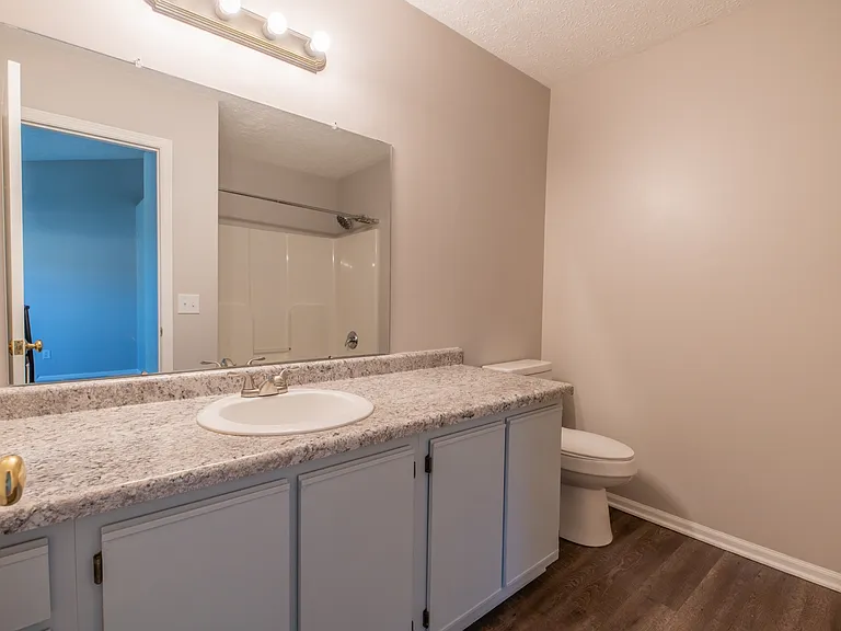 484-486 Applegate Ln #486 — Photo 15