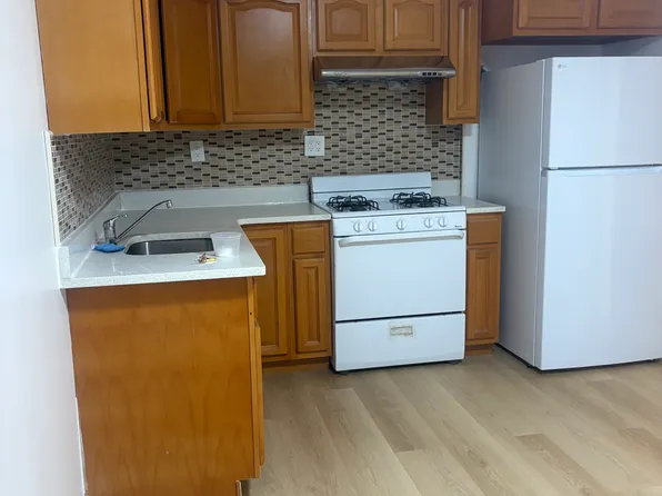 (undisclosed Address), Flushing, NY 11358
