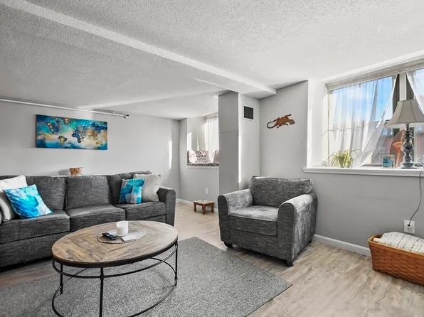 200-200 Market St #318, Lowell, MA 01852
