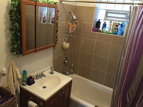 5th image of 1336 S Austin Blvd APT A