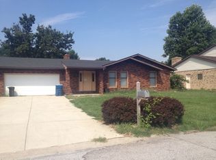 206 Blue Ridge Dr, Glen Carbon, IL