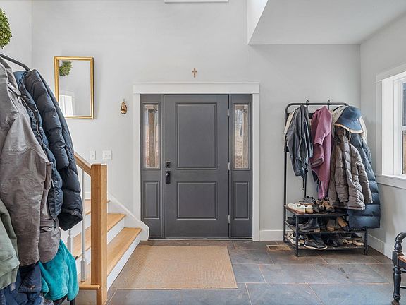 2nd image of 459 Rocky Hollow Rd