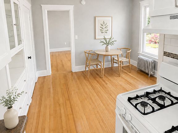 5th image of 24 Webster St #107