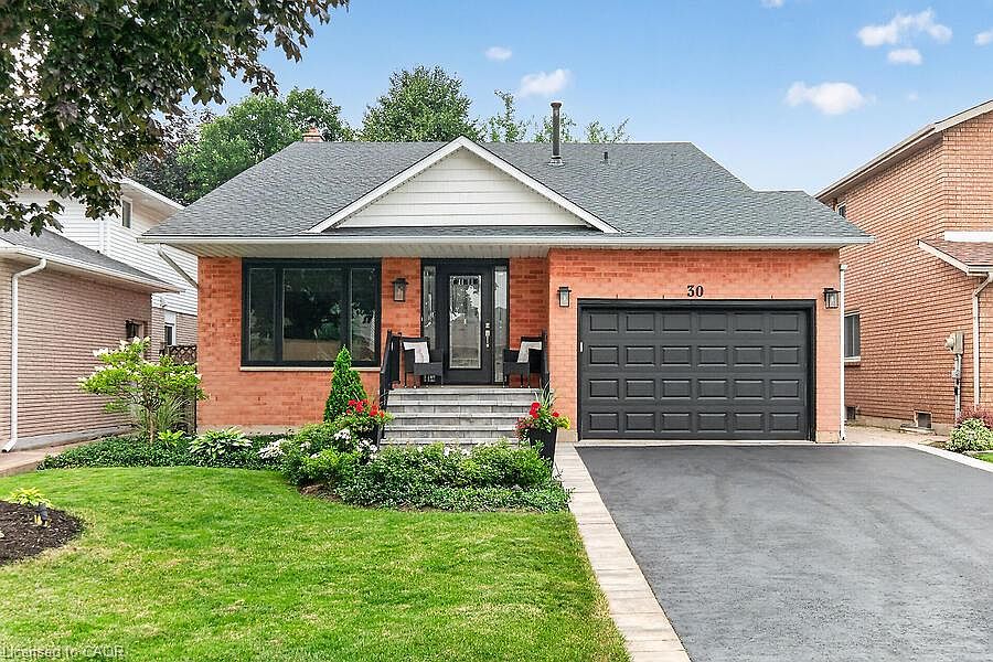 1st image of 30 Carriagegate Dr