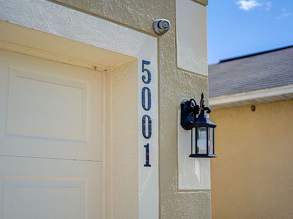 5th image of 5001 Preserve Blvd