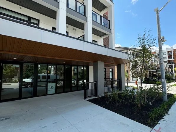 135 Canon Jackson Dr, Toronto, ON