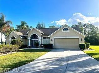 7786 Scarlet Ct, Naples, FL 34104