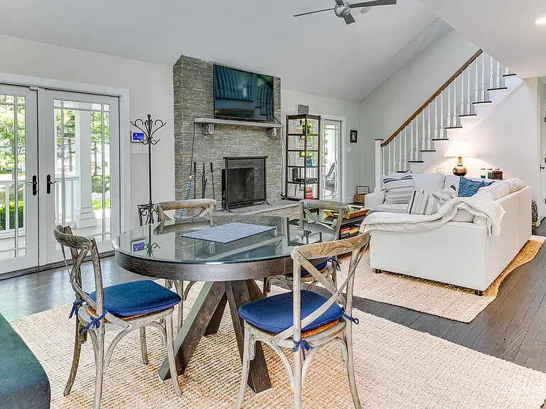 25 Oyster Pond Ln — Photo 9