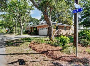 602 E Erie Ave, Folly Beach, SC 29439