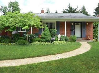 221 Orchard Spring Rd, Pittsburgh, PA 15220