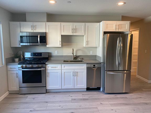 Beautiful new kitchen with Stainless Steel appliances