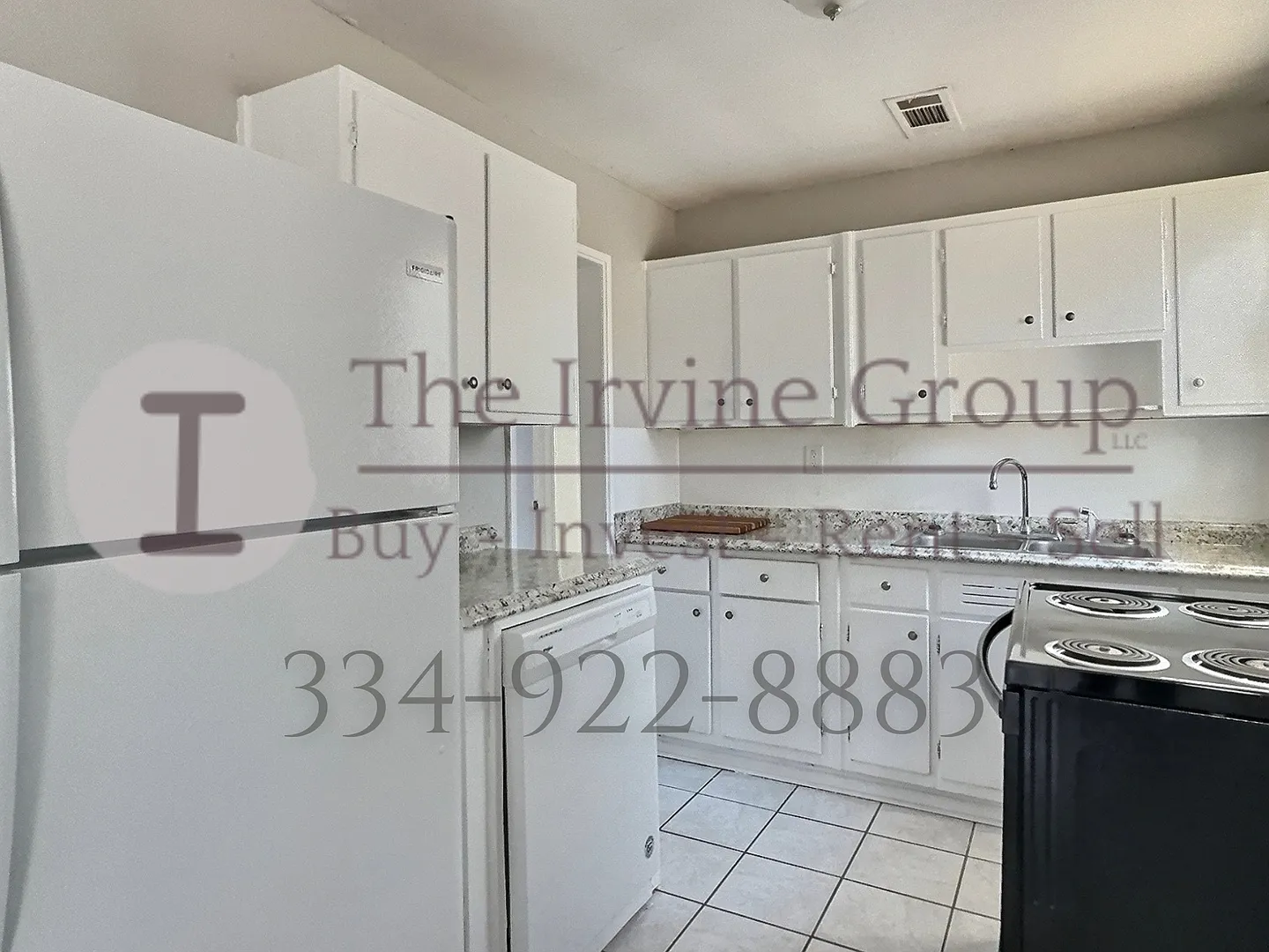 3 Bed, 1 Bath! Vouchers Welcome! — Photo 3