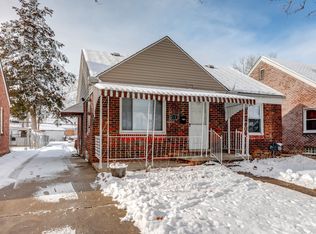 8131 Strathmoor St, Detroit, MI 48228