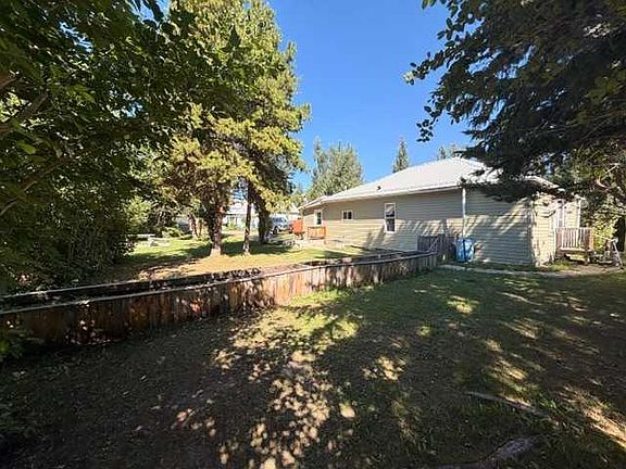 5th image of 4714 SE 50th St