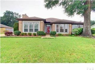 517 Turnberry Rd, Cantonment, FL 32533