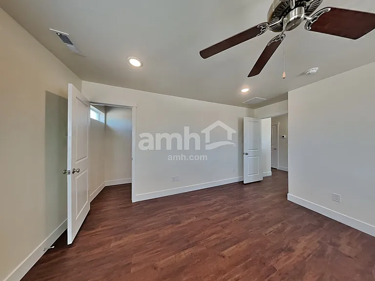 1405 N Alderleaf Ave — Photo 10