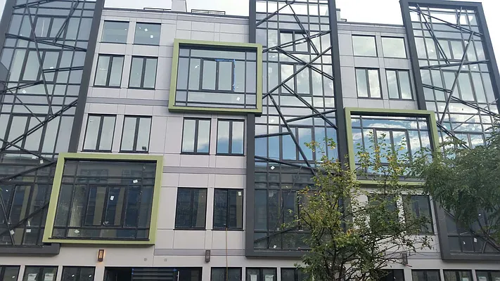 Rented by Nooklyn NYC LLC | media 39