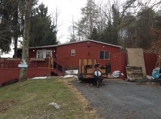 2001 Red Bank Rd TRAILER 415, Dover, PA 17315