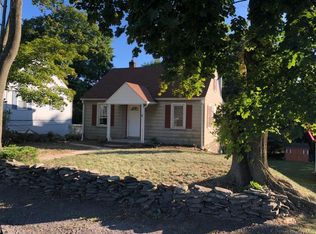 19 Walnut St, New Windsor, NY 12553