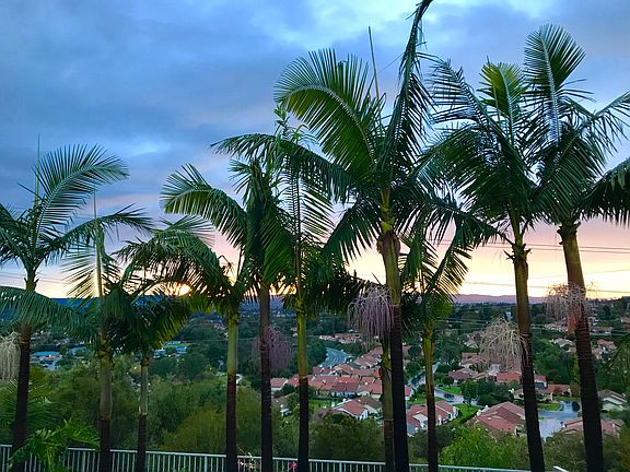 Stunning views for YOU!