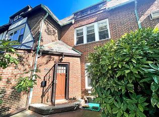 9508 68th Ave, Forest Hills, NY 11375