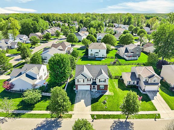 3rd image of 6186 Spires Dr