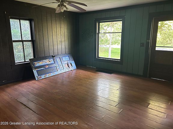 4th image of 5353 N Watson Rd