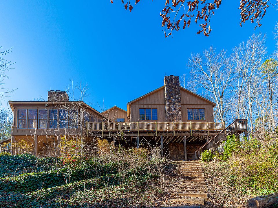 1st image of 585 Chilhoe Dr