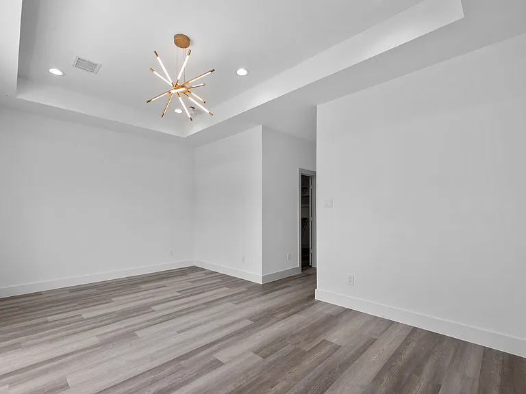 417 Thornton Rd — Photo 14