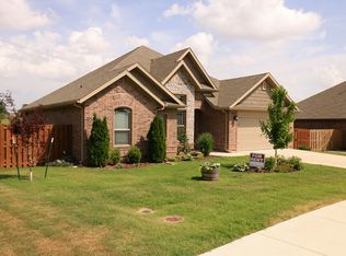 6209 S 56th St, Rogers, AR 72758