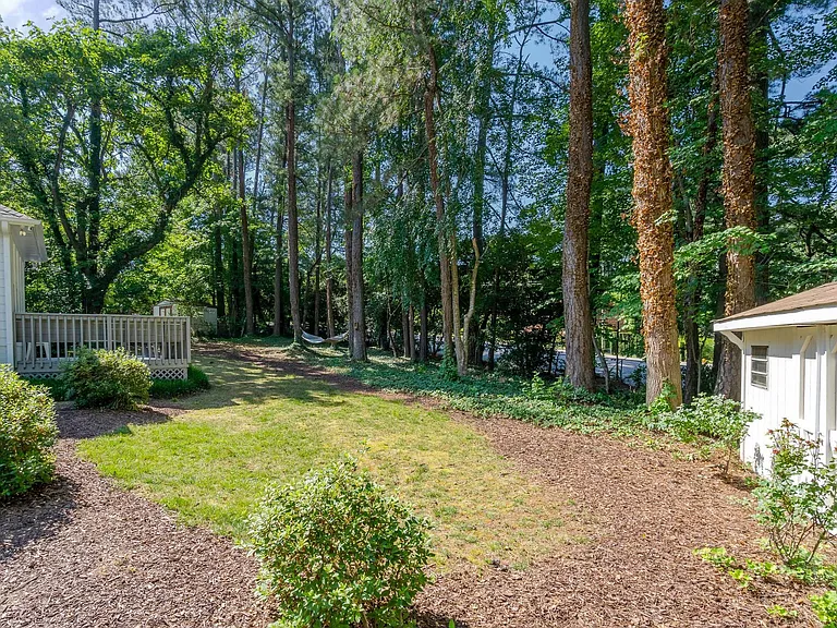 5600 Laniel Ct — Photo 27