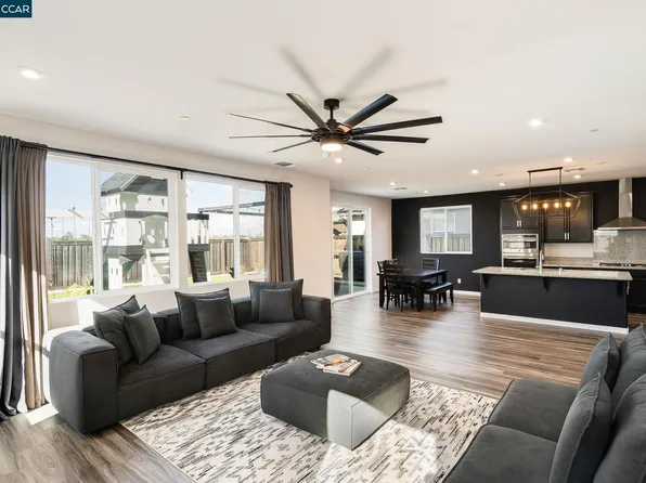 9603 Del Seis Dr, Sacramento, CA 95829