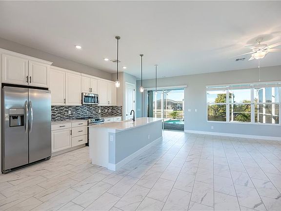 4th image of 1034 NW 34th Ave