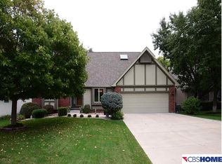 6205 S 79th Cir, Ralston, NE 68127