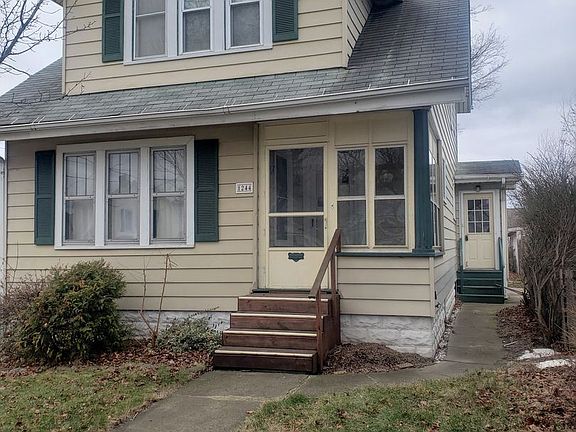 5th image of 1244 Brown Ave