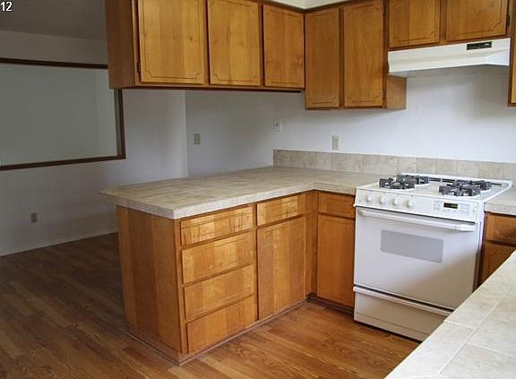 4th image of 3773 NE Olympic Ct